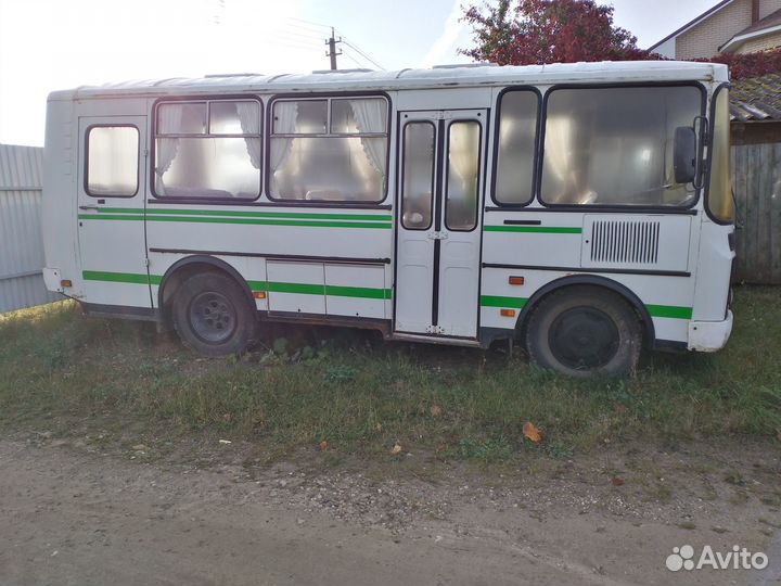 Городской автобус ПАЗ 3205, 2001