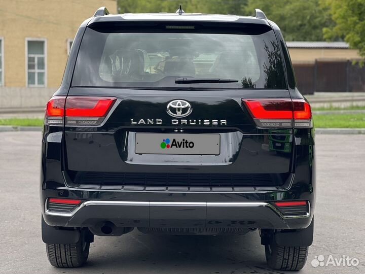 Toyota Land Cruiser 3.3 AT, 2023, 24 км