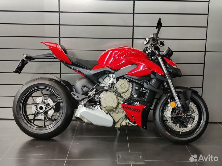 Ducati Streetfighter V4