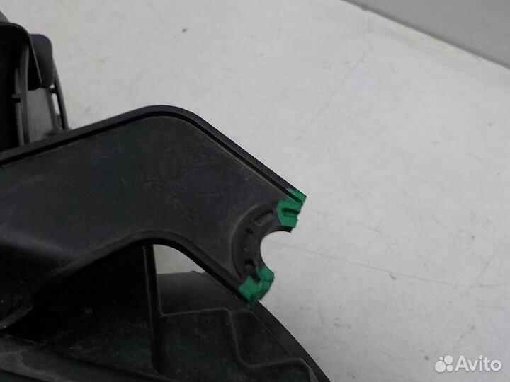 Фара левая Land Rover Discovery Sport