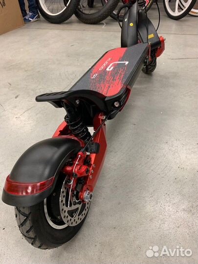 Электросамокат - Зверь