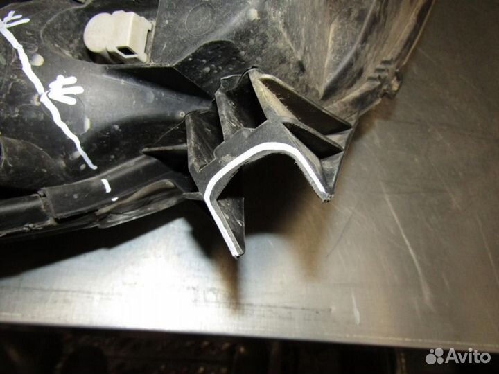 Фара левая Sandero 2009-2014