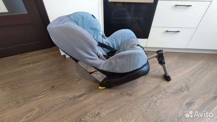 Детское автокресло Maxi Cosi Isofix 9-18кг