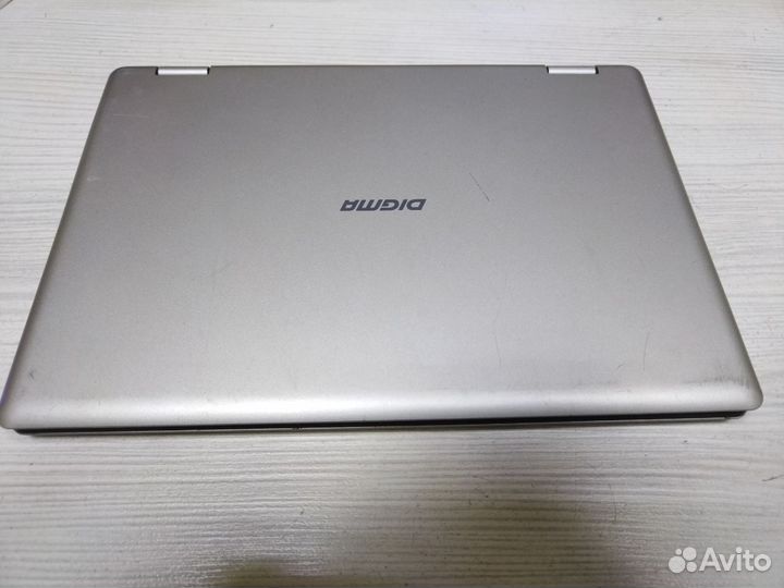 Очень компактный нетбук для работы