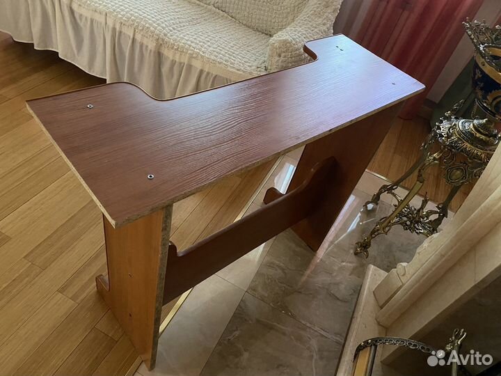 Подставка под синтезатор