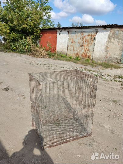 Клетка металлическая