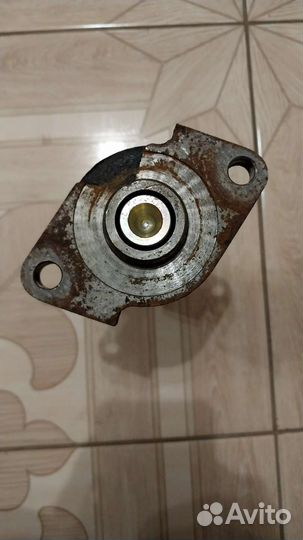 Главный тормозной цилиндр датсун