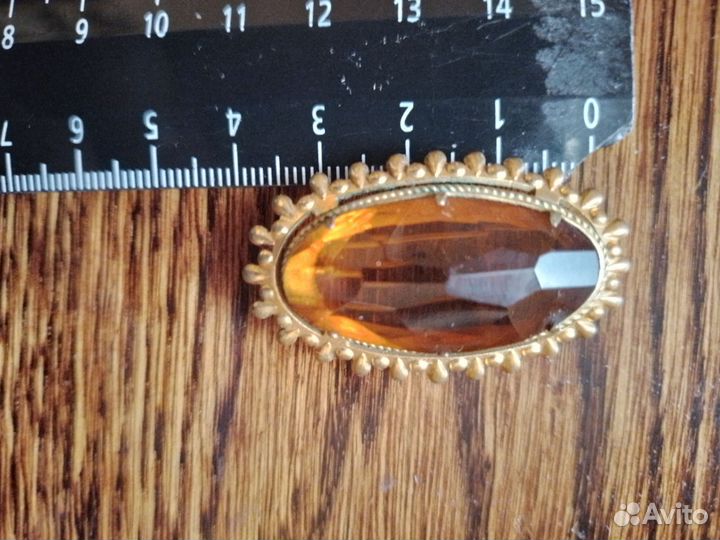 Броши времён СССР