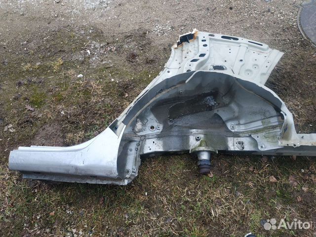 Hyundai elantra V md задняя левая арка,порог