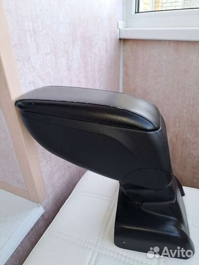 Подлокотник ford focus 3