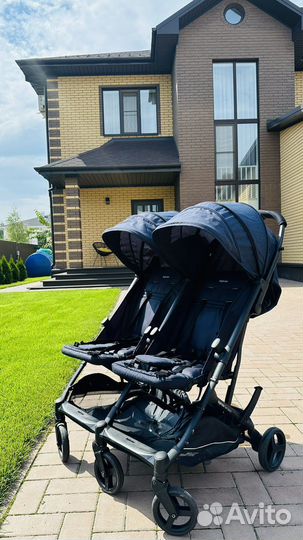 Коляска для двойни