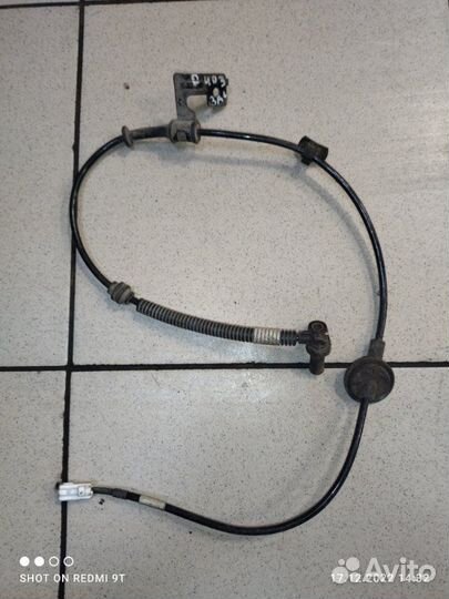 Датчик abs задний левый Kia Rio 3