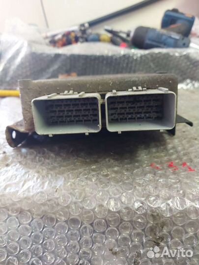 Блок управления двигателем на Dodge Neon 2.0