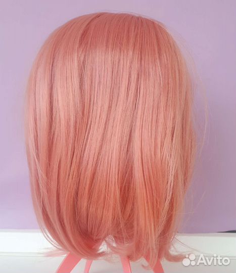 Парик розовый короткий
