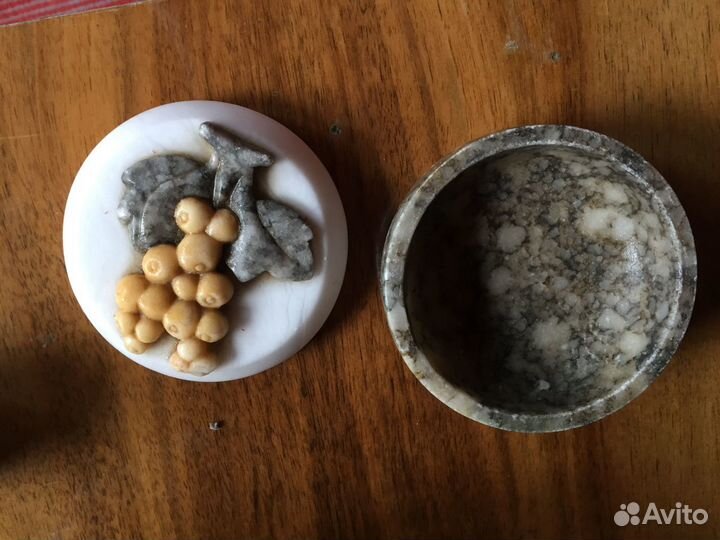 Шкатулка из натурального камня