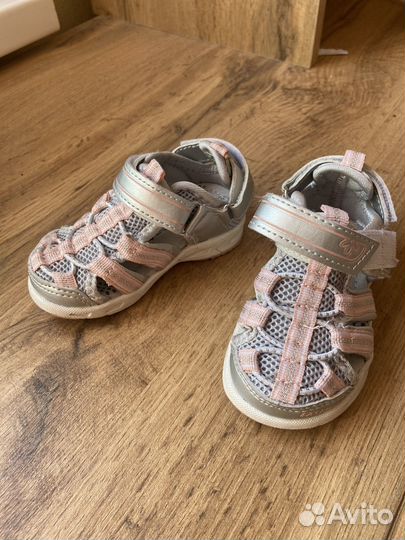 Обувь для девочки
