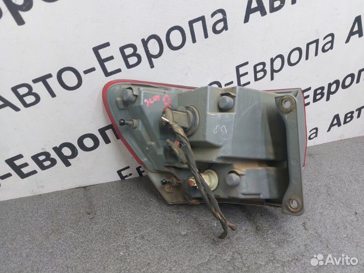 Фонарь в крыло задний правый Jeep Grand Cherokee