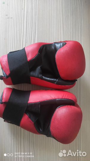 Перчатки красные для тхэквондо
