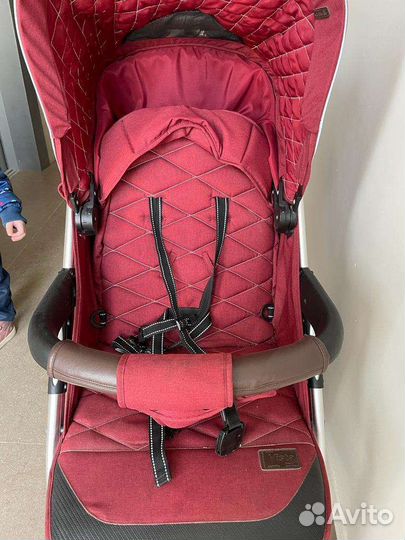 Прогулочная коляска carrello vista