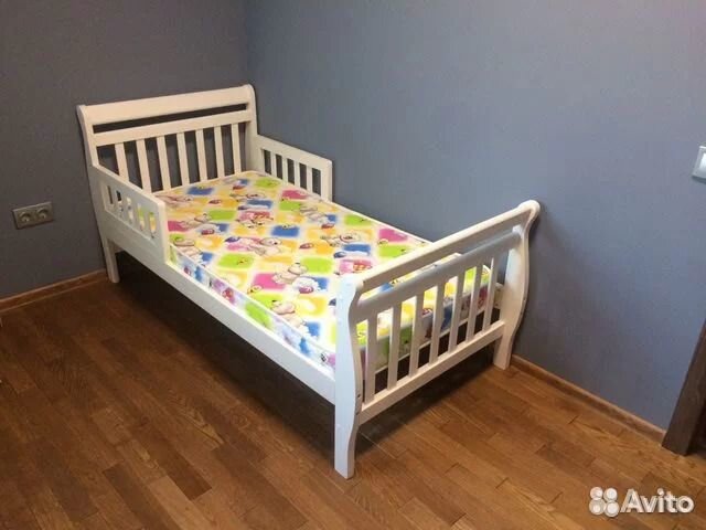 Кровать детская из массива сосны