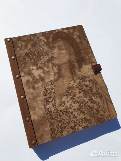 Блокнот с гравировкой фото