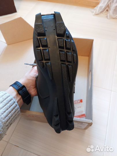 Лыжные ботинки 38 размер