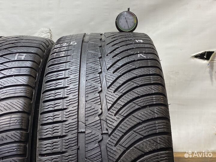 Michelin Pilot Alpin PA4 225/40 R18