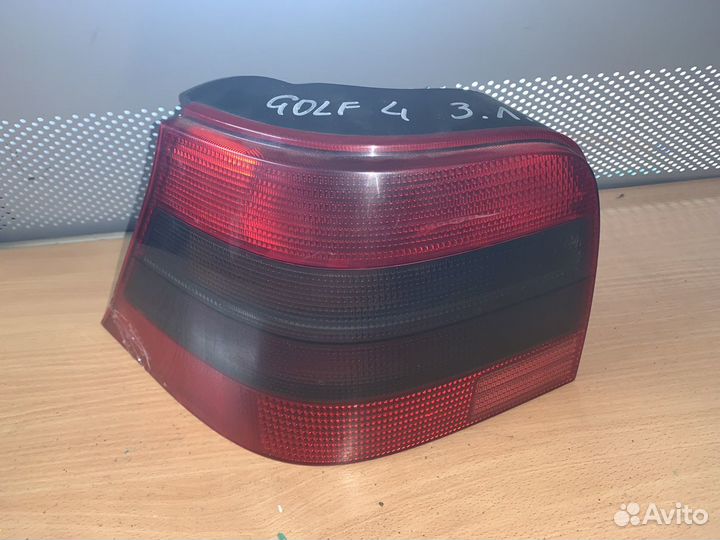 Фонарь левый vw golf 4
