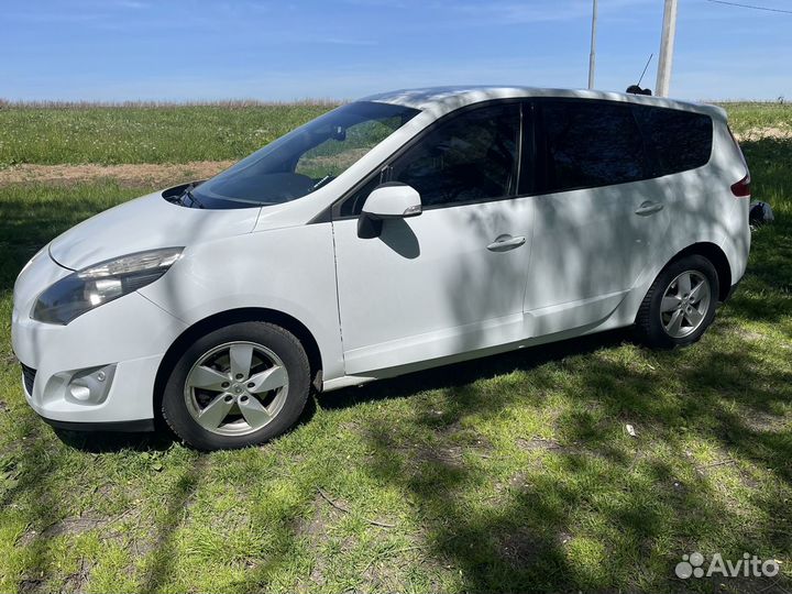 Renault Grand Scenic 1.5 AT, 2011, 230 000 км