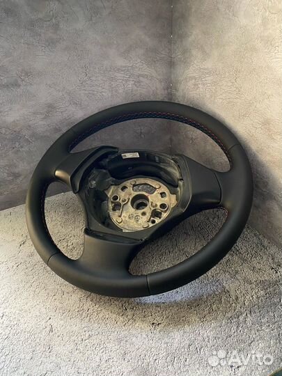 Руль на BMW X1