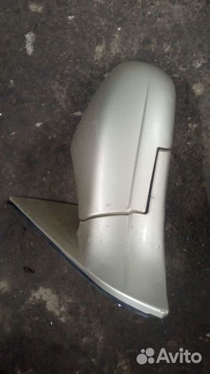 Левое зеркало Чери Фора