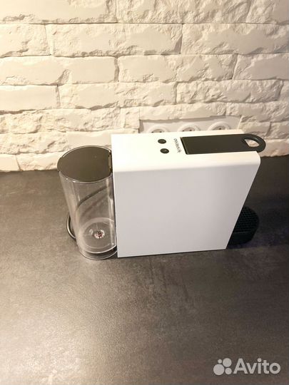 Кофемашина nespresso essenza mini c30