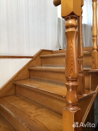 Деревянная лестница