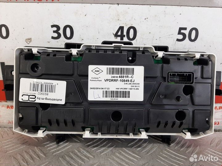 Щиток приборов (приборная панель) Renault Captur