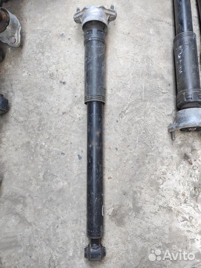 Амортизатор задний Mercedes-Benz C-Class W204