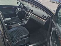 Volkswagen Passat 1.8 AMT, 2011, 279 000 км, с пробегом, цена 1 150 000 руб.