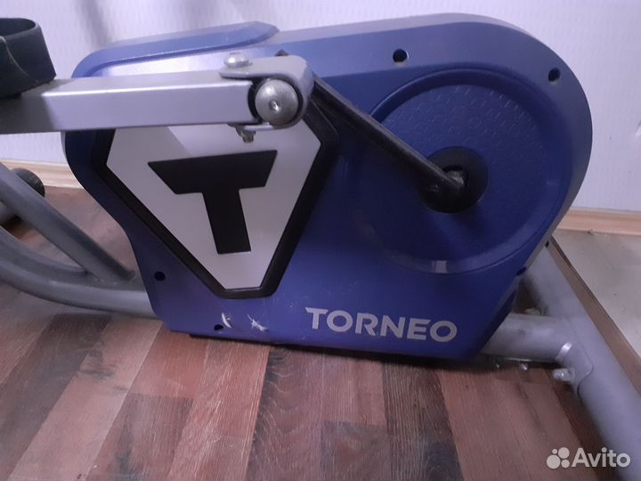 Эллиптический тренажер torneo