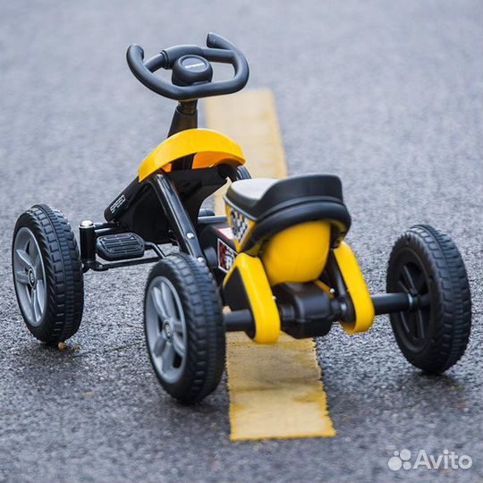 Детский веломобиль