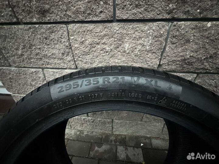 Continental WinterContact TS 860 S 265/40 R21 и 295/35 R21 V