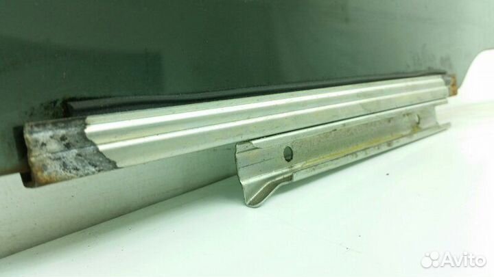 Стекло двери заднее правое Suzuki Wagon R MH23S