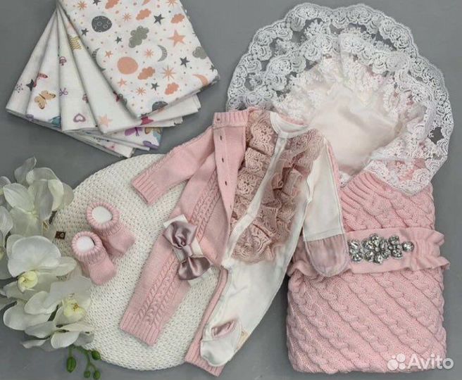 Конверт вязаный на выписку новорожденному