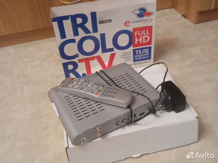 Ресивер триколор GS8306S