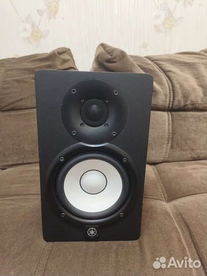 Колонки (мониторы) Yamaha HS5