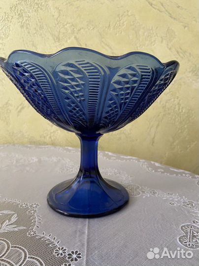 Фрутовница на ножке,ваза