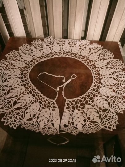 Воротнички кружевные