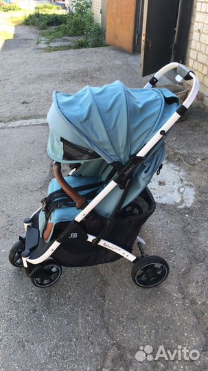 Коляска прогулочная
