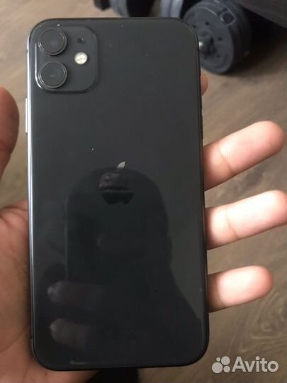 iPhone 11, 64 ГБ