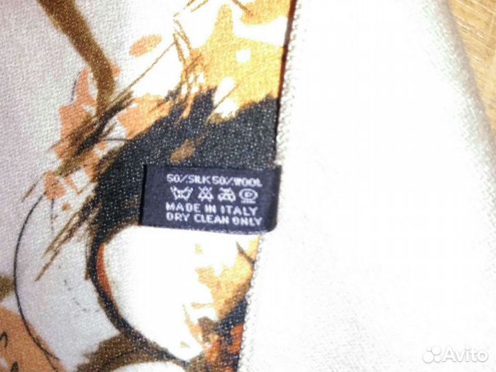 Палантин Chanel. Италия