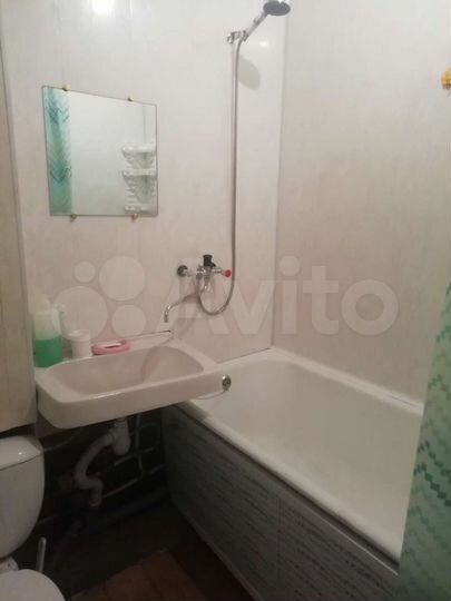 2-к. квартира, 42,4 м², 2/5 эт.