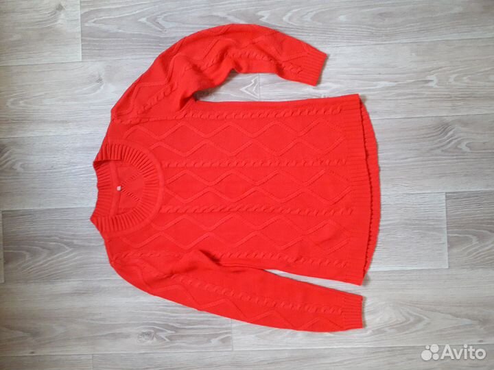 Свитер,одежда